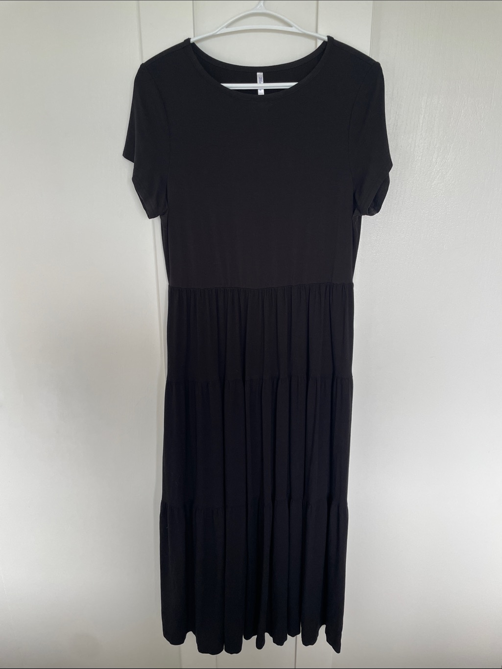 Classic Black Tiered Maxi Dress With Short Sleeves